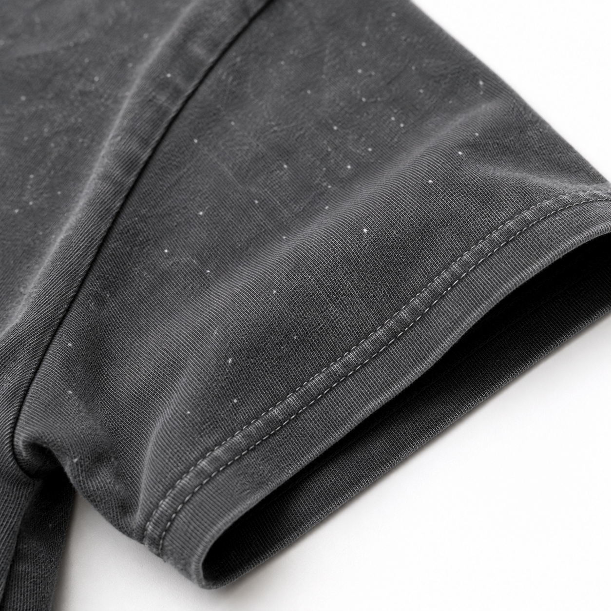 Stride – T-Shirt mit überschnittener Schulter in verwaschenem Grau