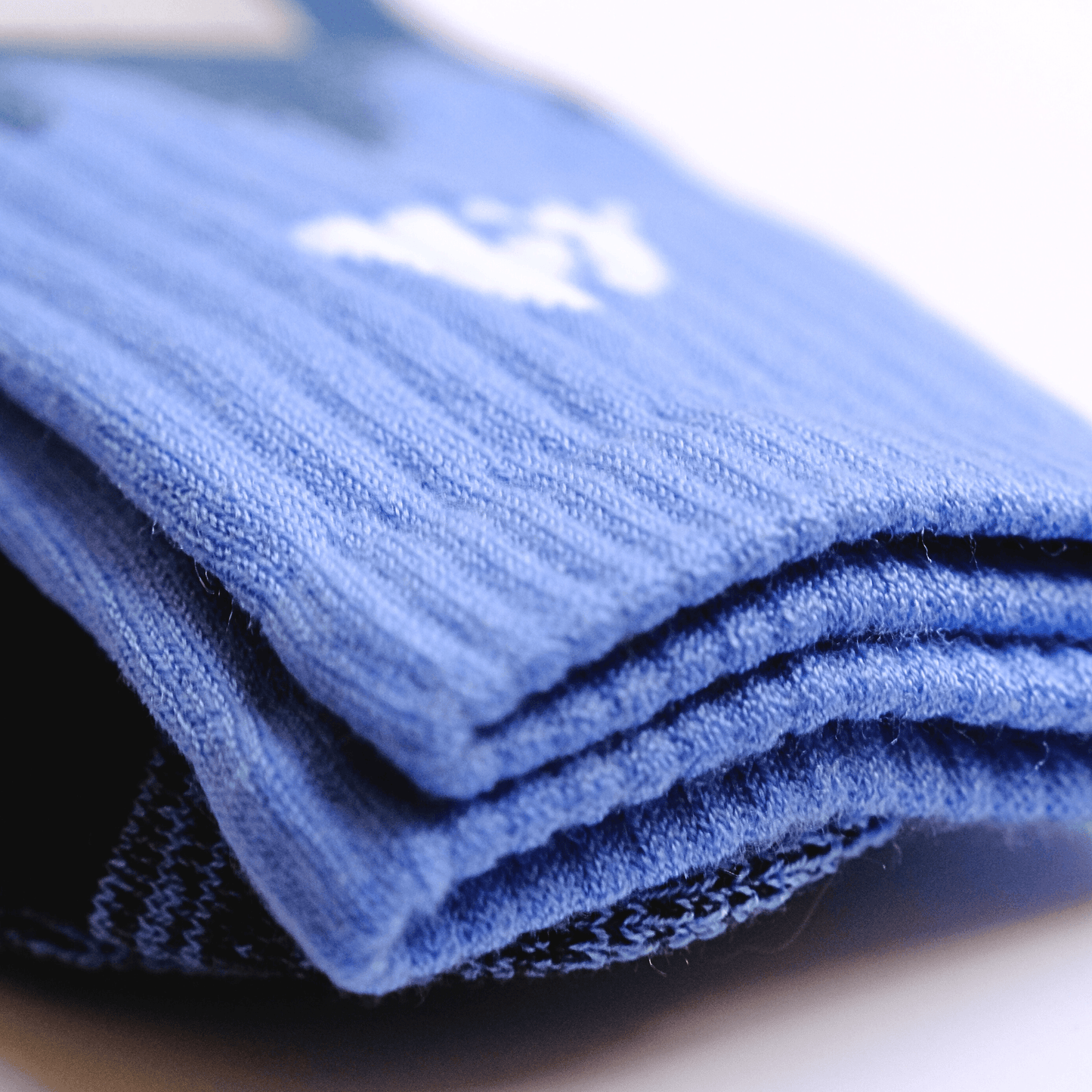 Premium hiking crew socks with natural temperature regulation